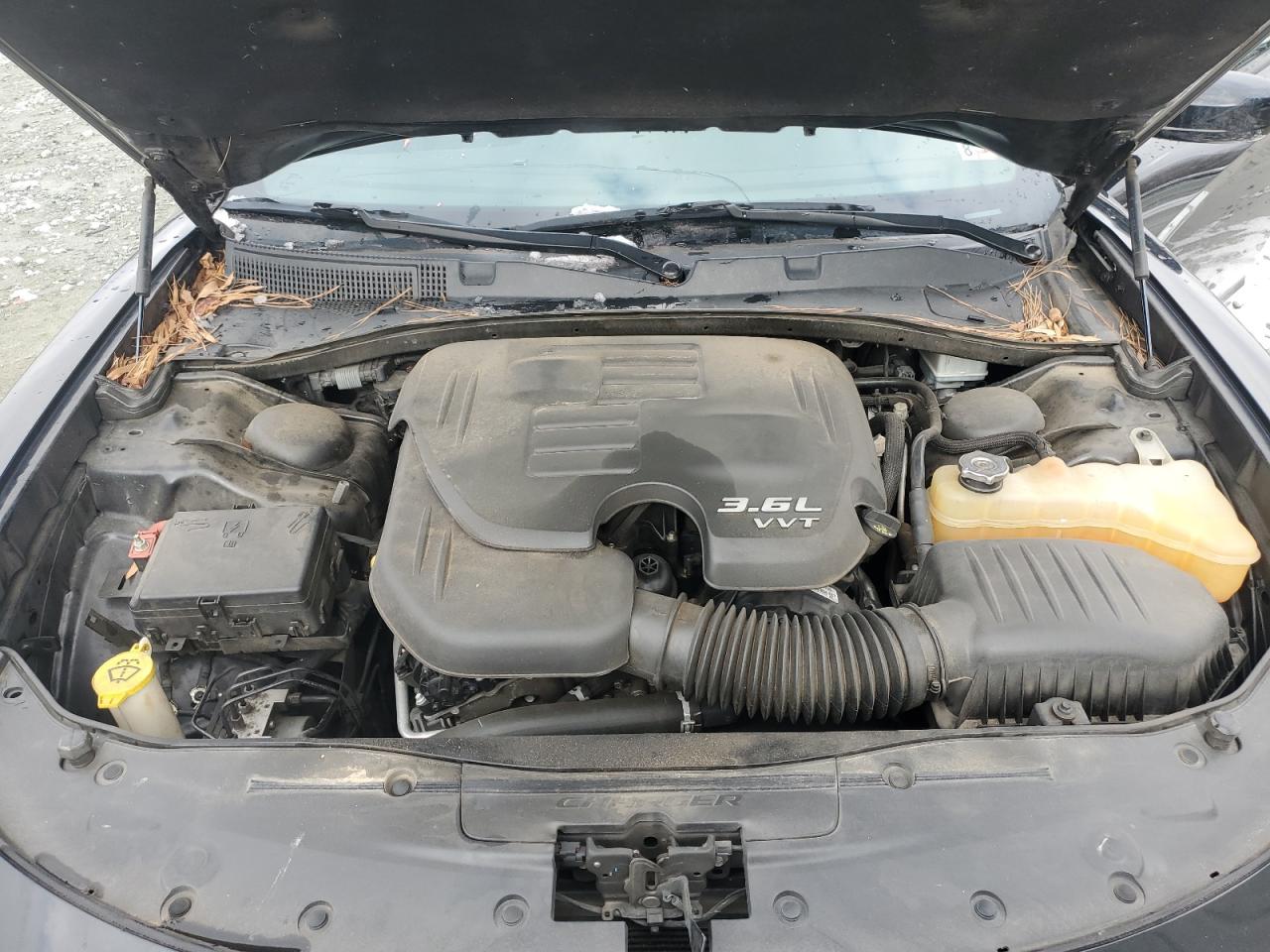 2018 Dodge Charger - Image 11