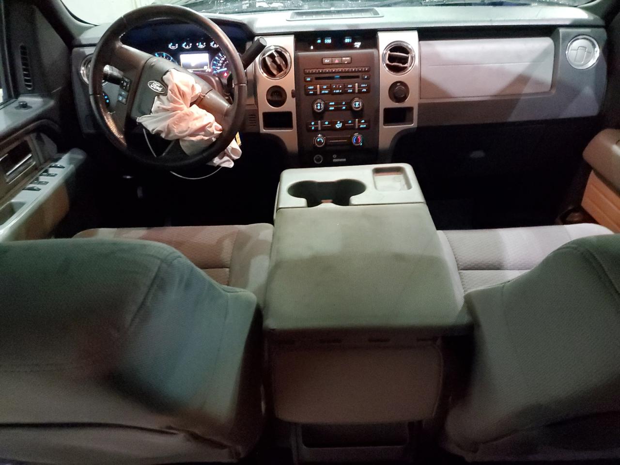 2011 Ford F-150 - Image 8