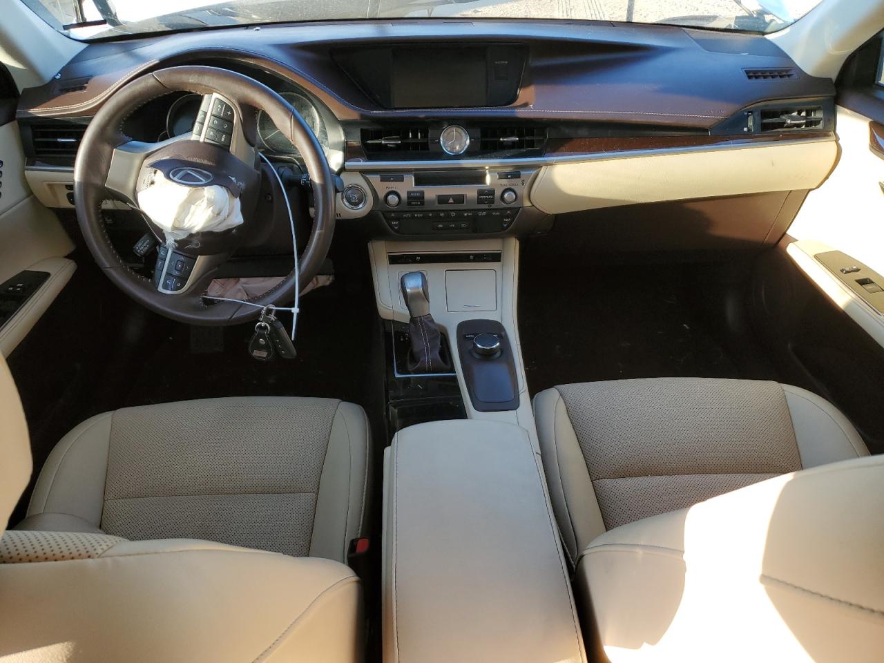 2018 Lexus ES - Image 8