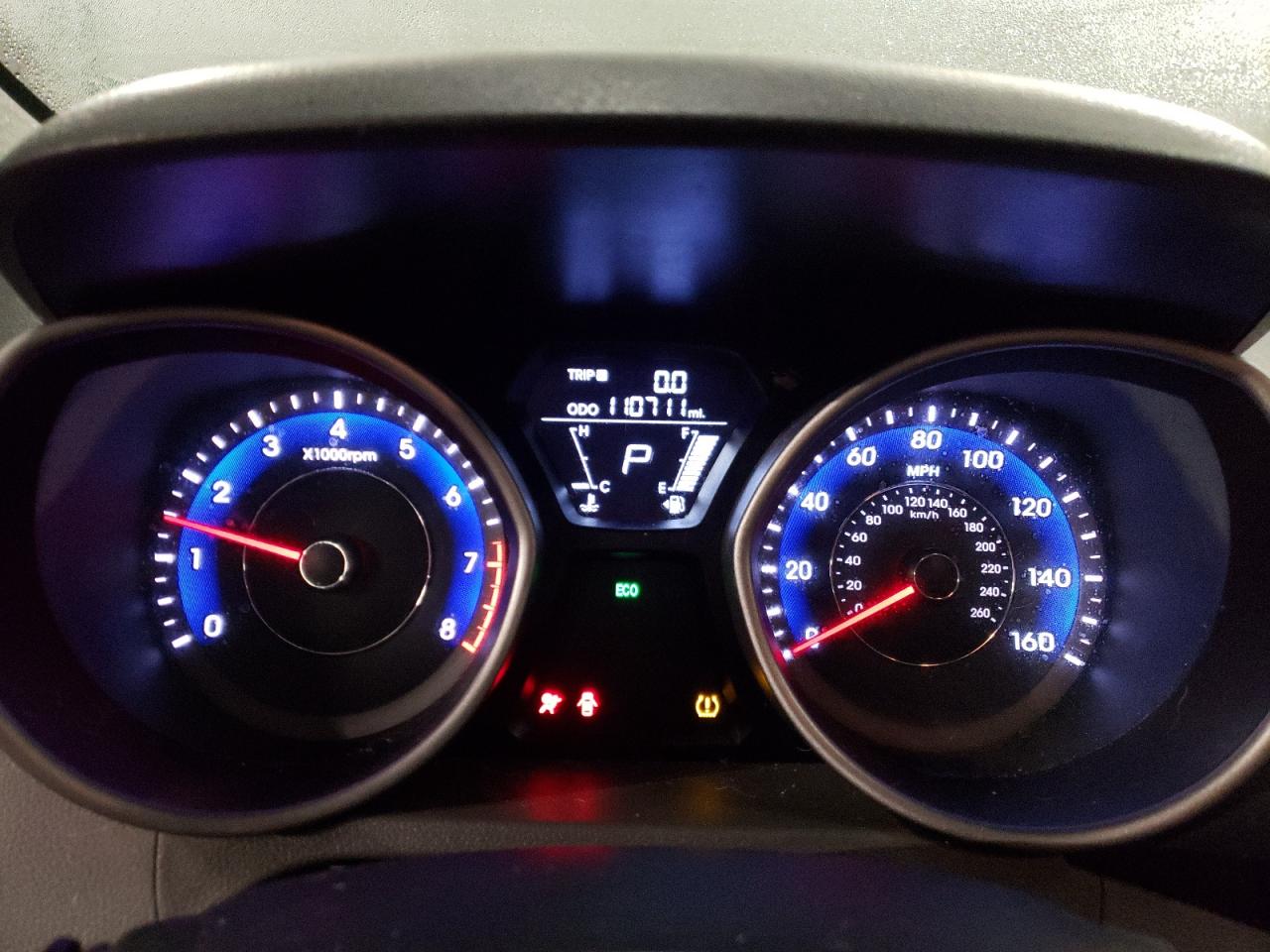 2013 Hyundai Elantra - Image 9