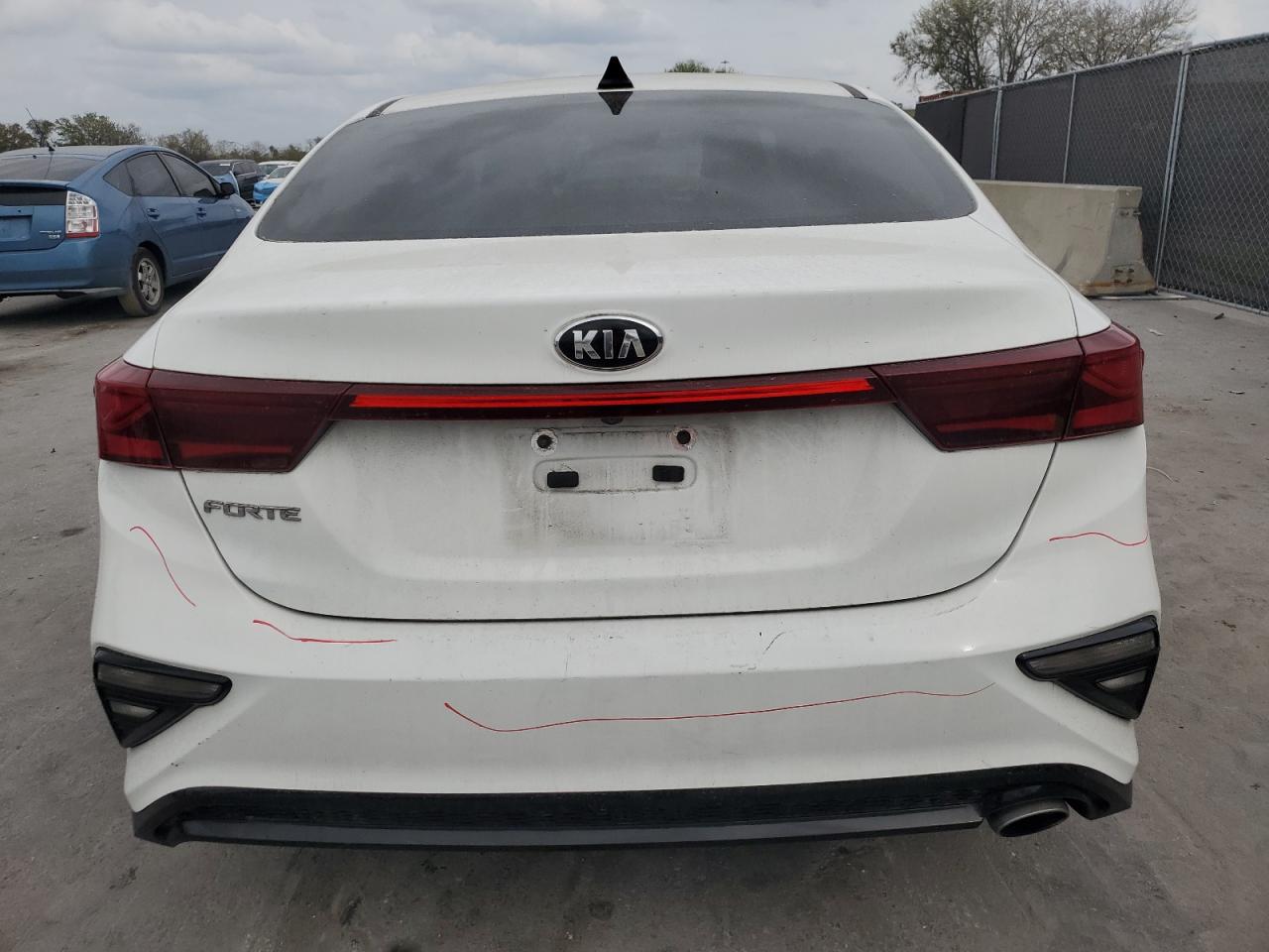2019 Kia Forte - Image 6