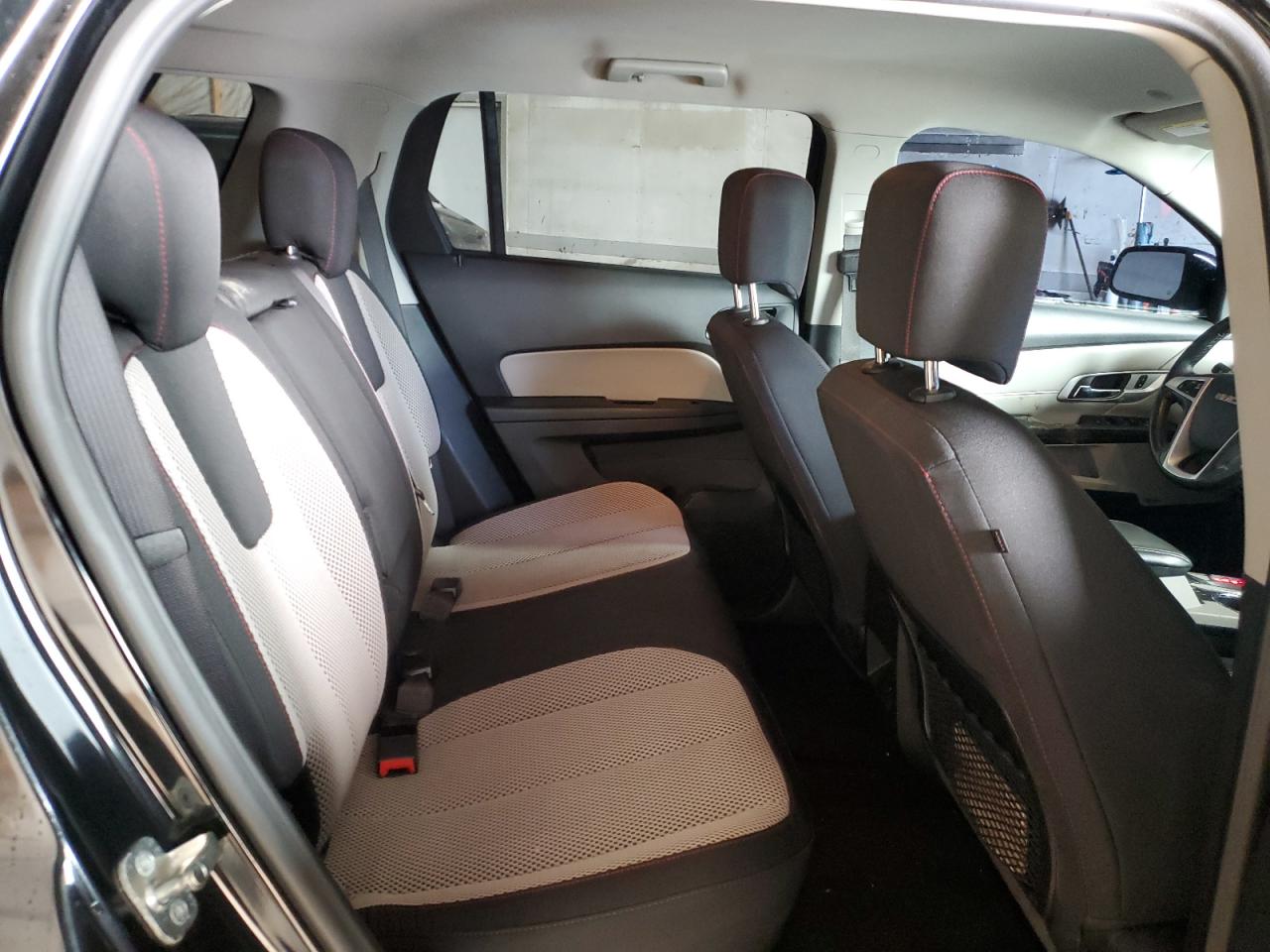 2016 GMC Terrain - Image 11
