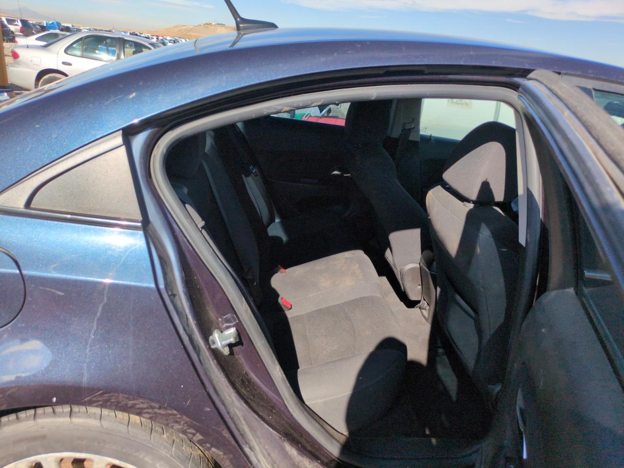 2014 Chevrolet Cruze - Image 10