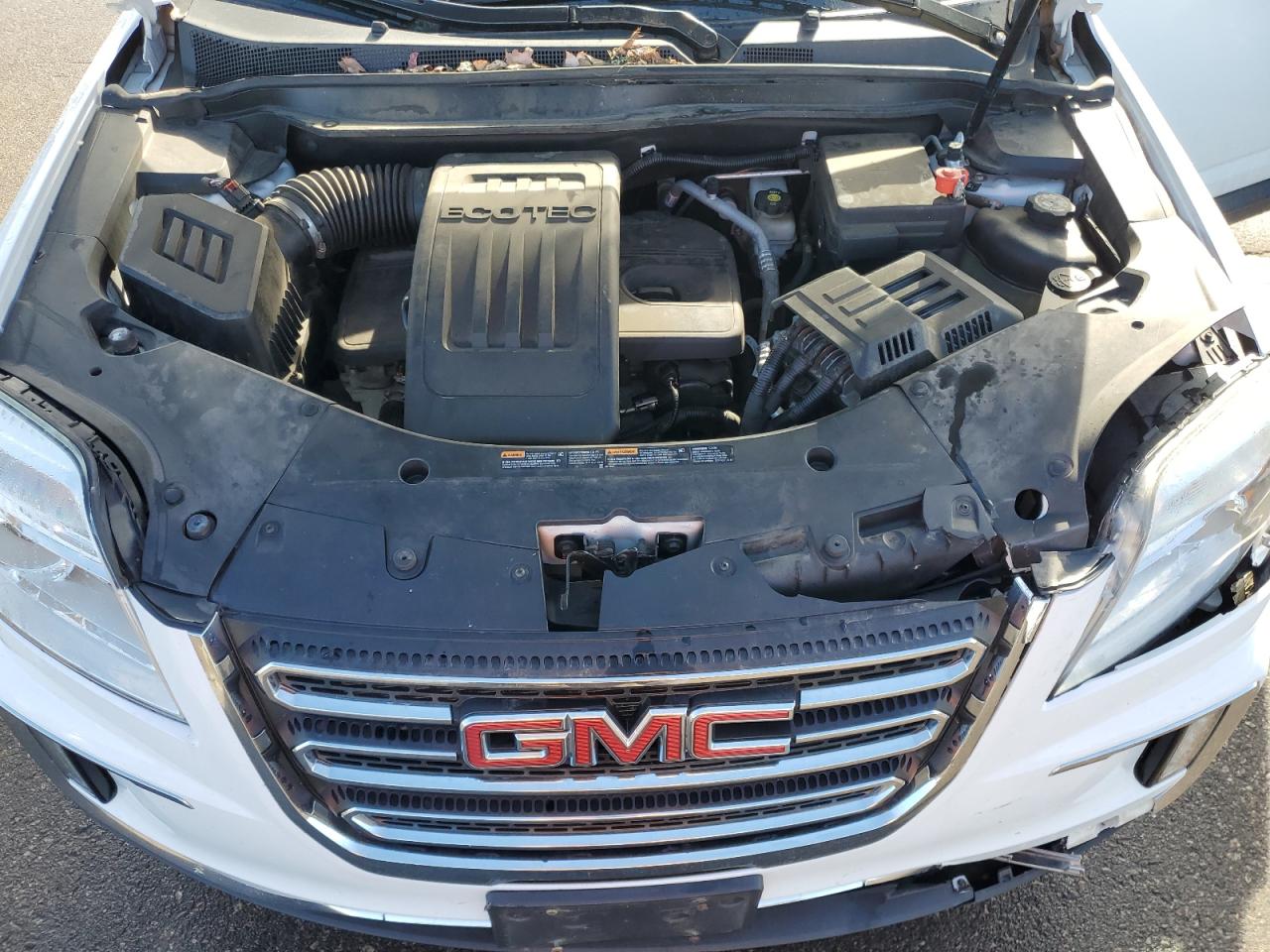 2016 GMC Terrain - Image 12