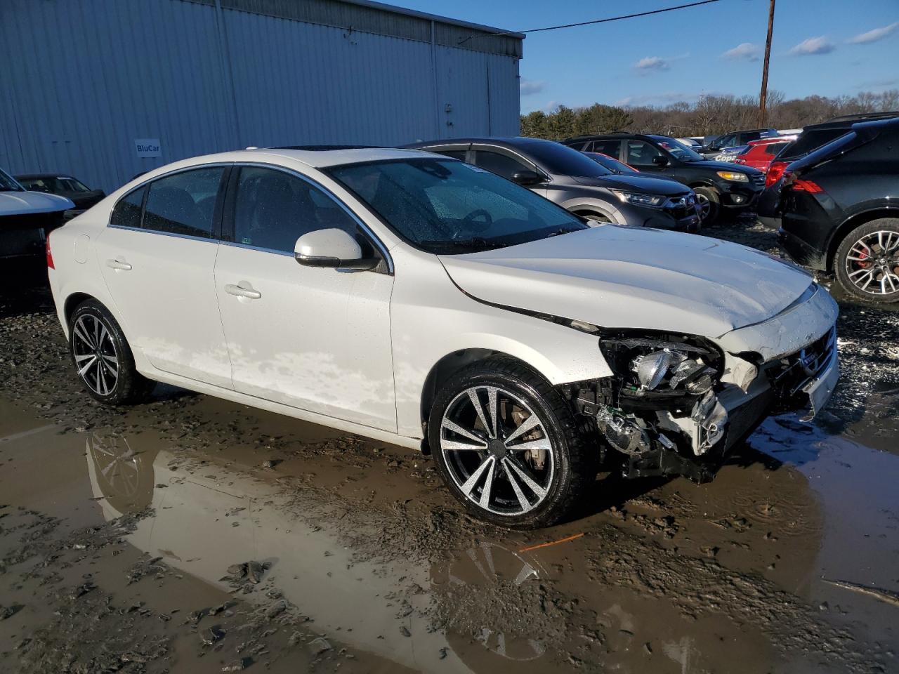 2018 Volvo S60 - Image 4