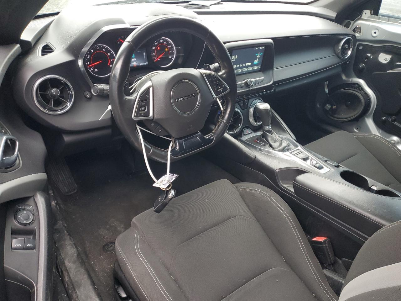 2016 Chevrolet Camaro - Image 8