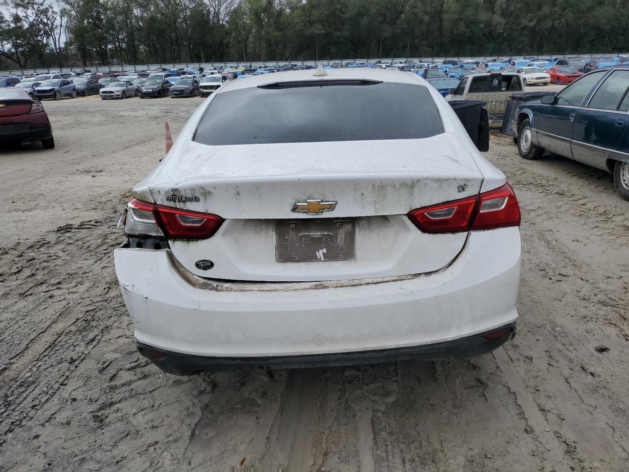 2016 Chevrolet Malibu - Image 6