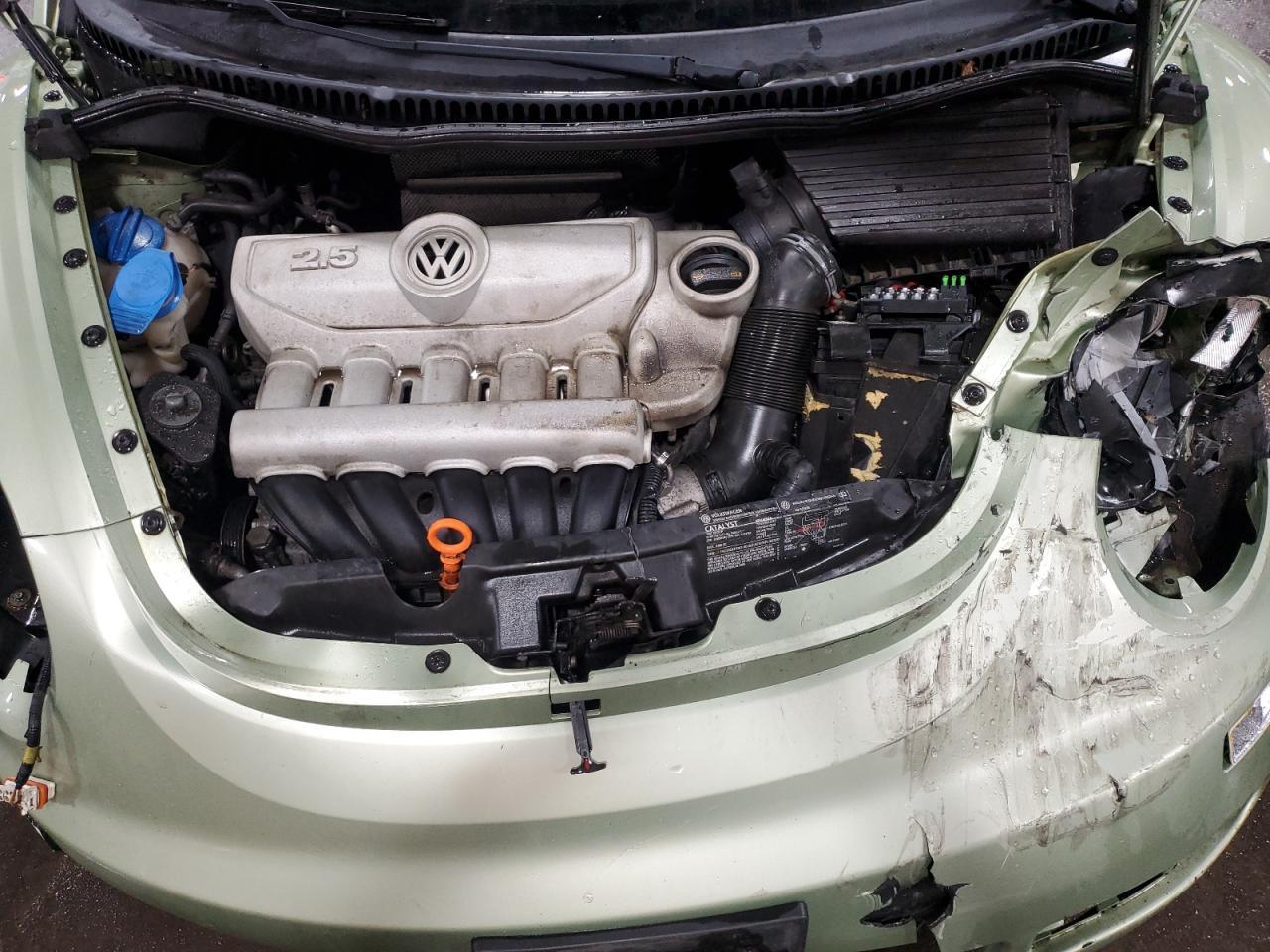 2007 Volkswagen Beetle - Image 11