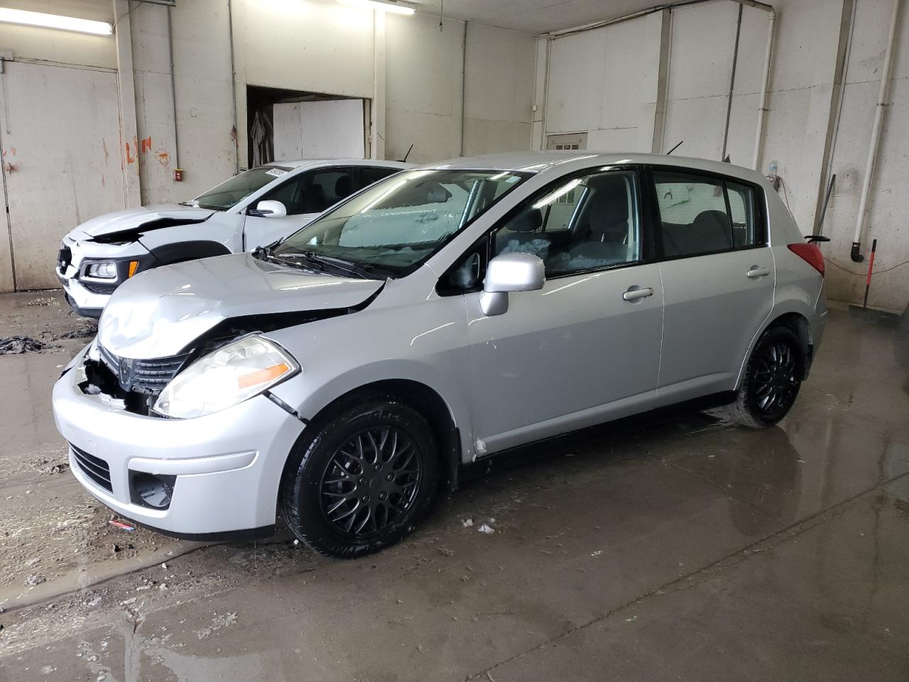 2007 Nissan Versa - Image 1