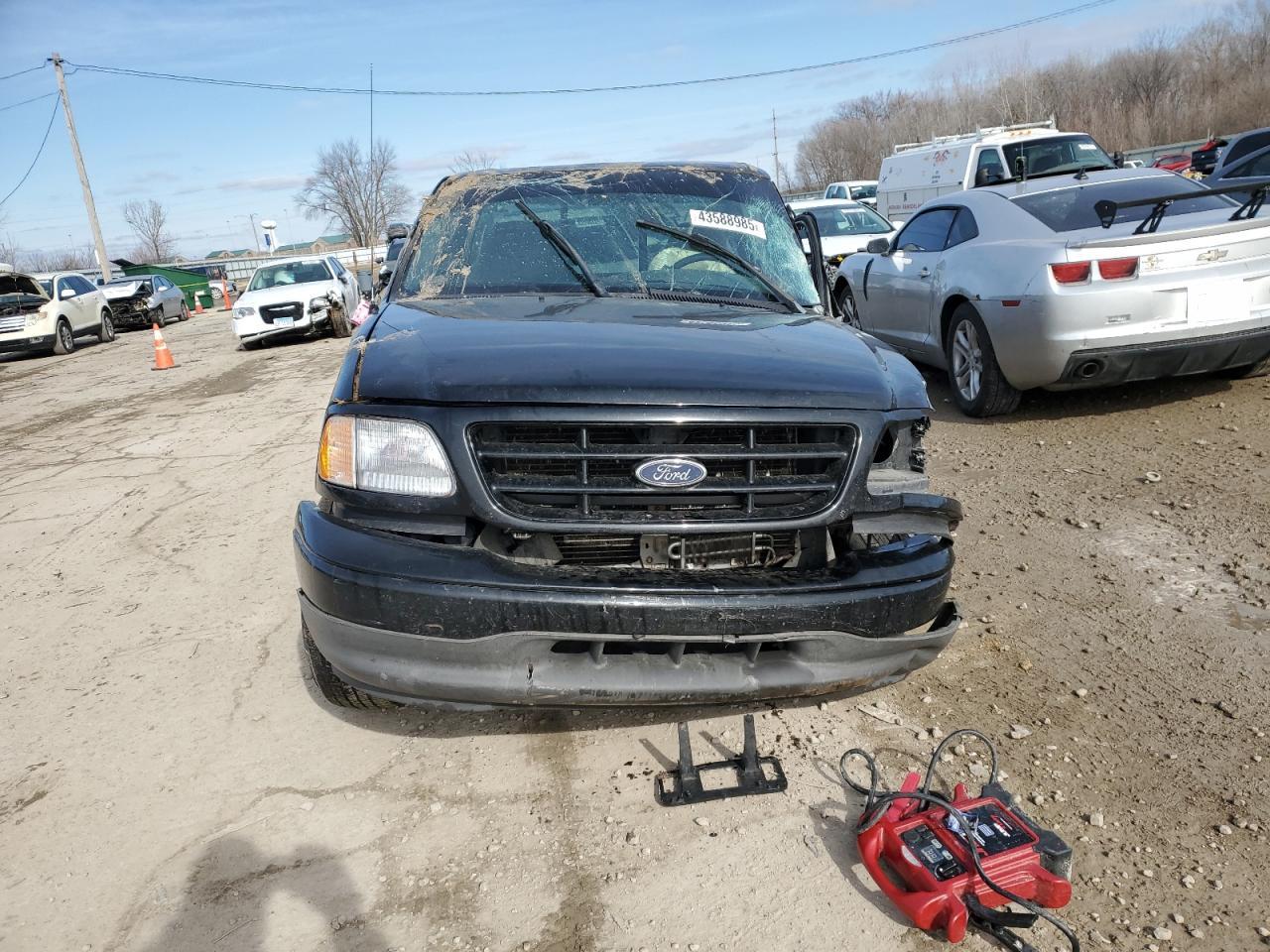 2002 Ford F-150 - Image 5