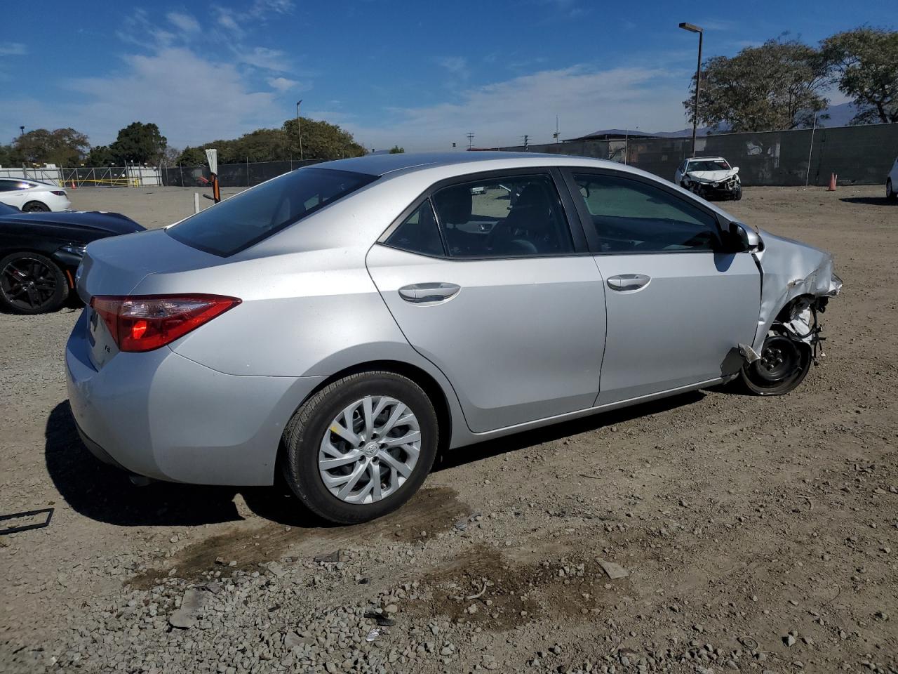 2018 Toyota Corolla - Image 3