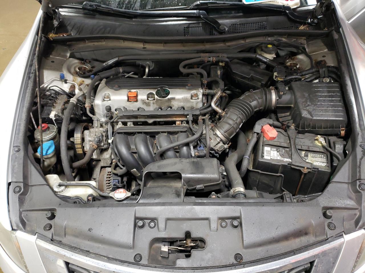 2010 Honda Accord - Image 11