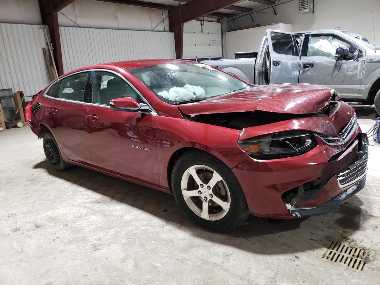 2017 Chevrolet Malibu - Image 4