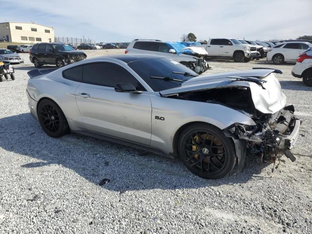  FORD MUSTANG 2016 Srebrny