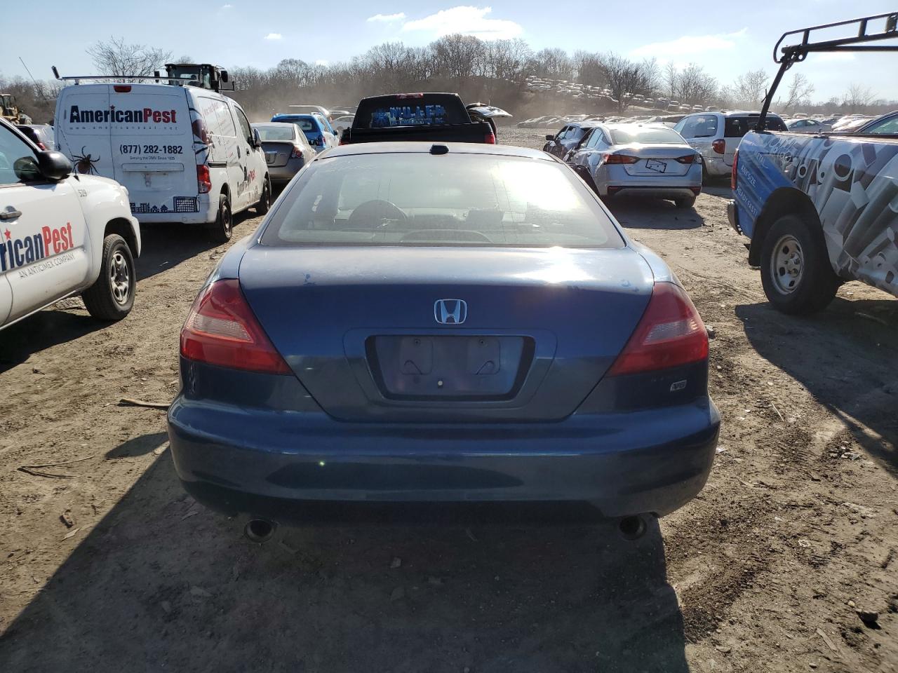 2005 Honda Accord - Image 6