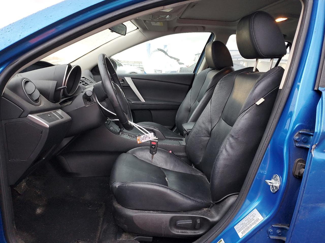 2012 Mazda 3 - Image 7