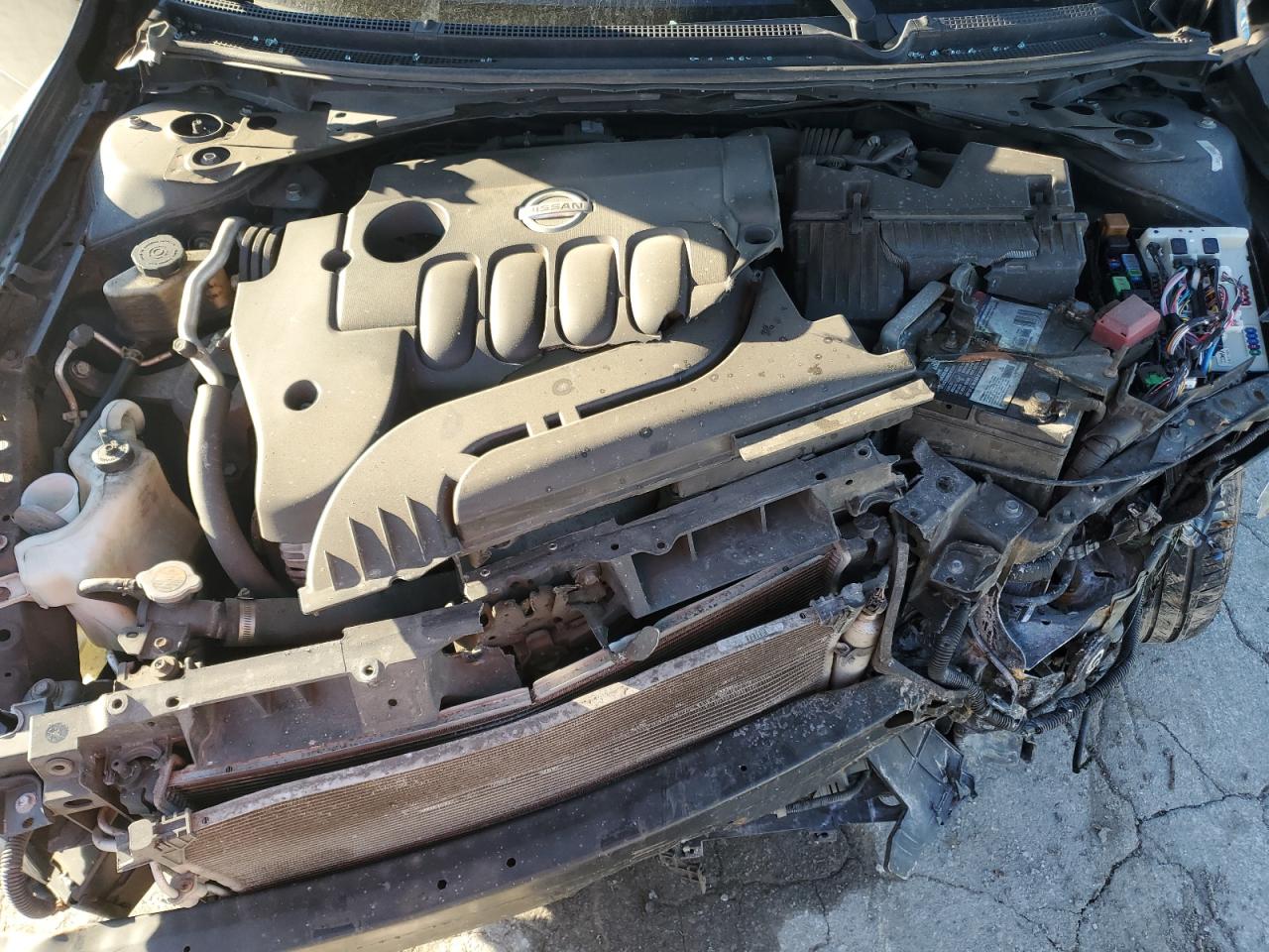 2009 Nissan Altima - Image 12