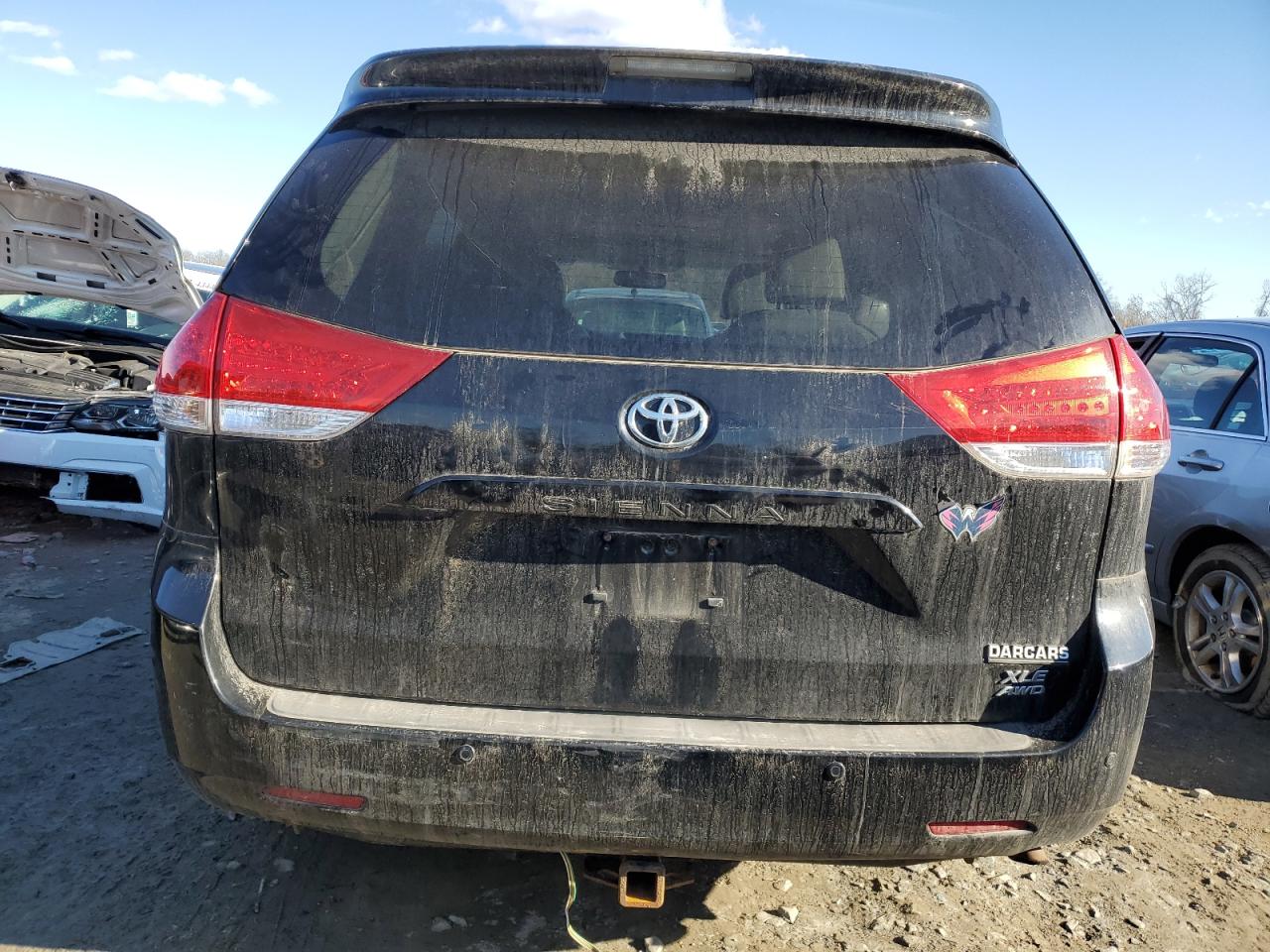 2013 Toyota Sienna - Image 6