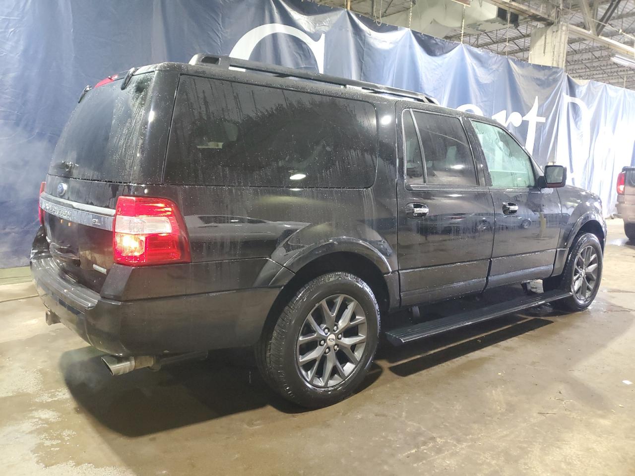 2017 Ford Expedition - Image 3