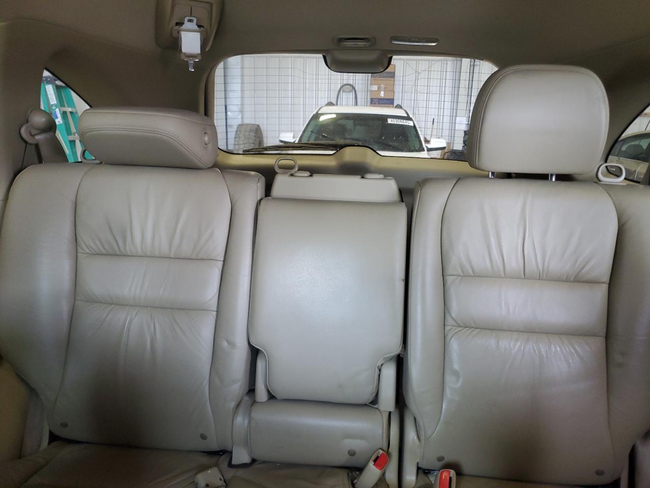 2011 Honda CR-V - Image 10