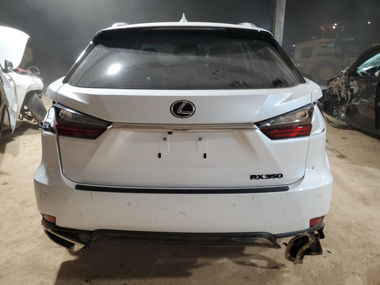 2022 Lexus RX - Image 6