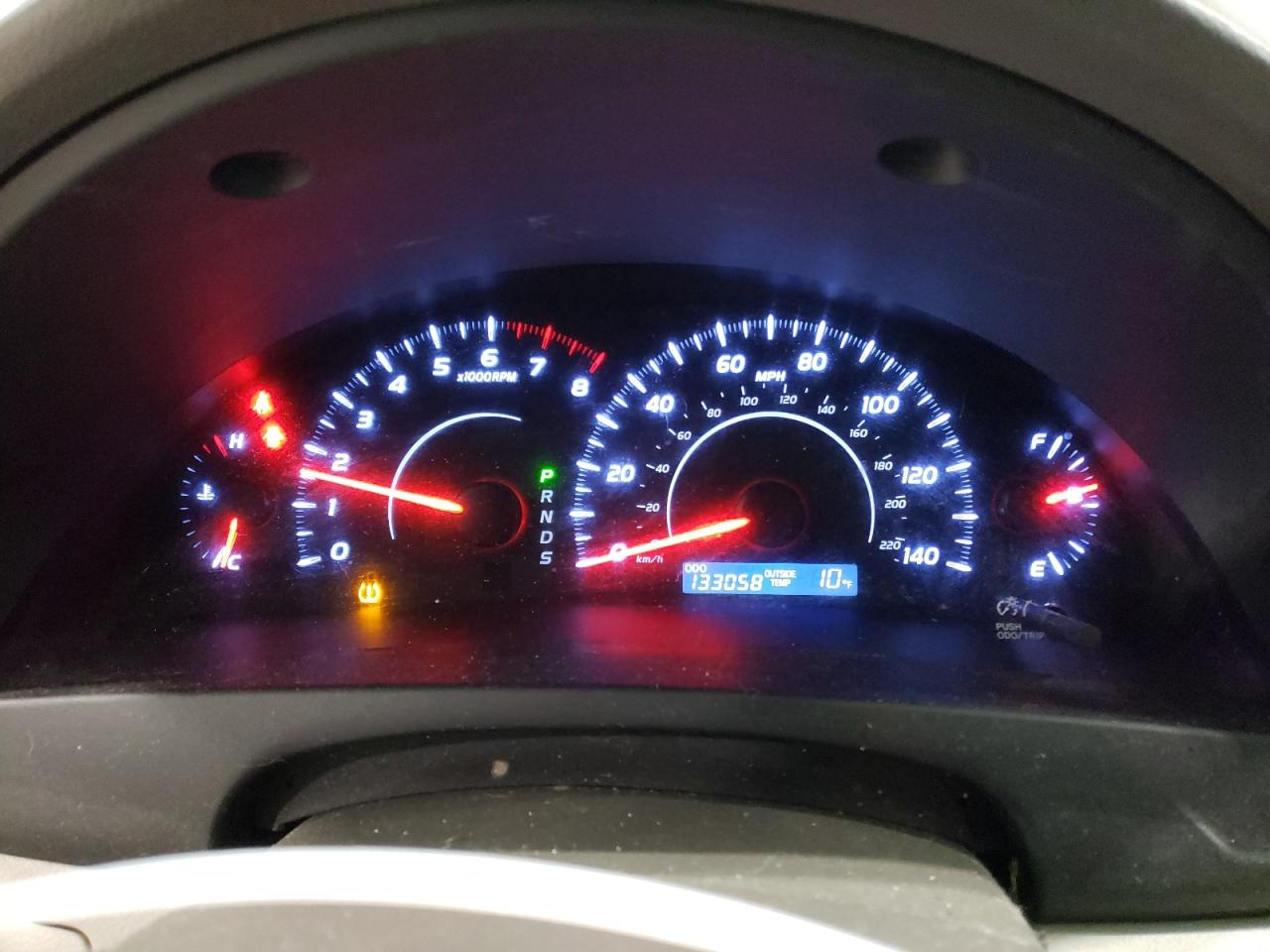 2010 Toyota Camry - Image 9