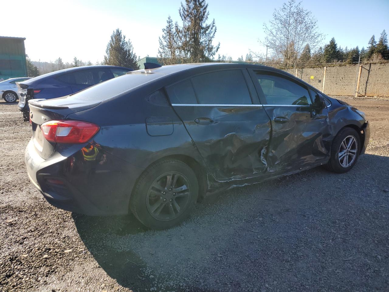 2016 Chevrolet Cruze - Image 3