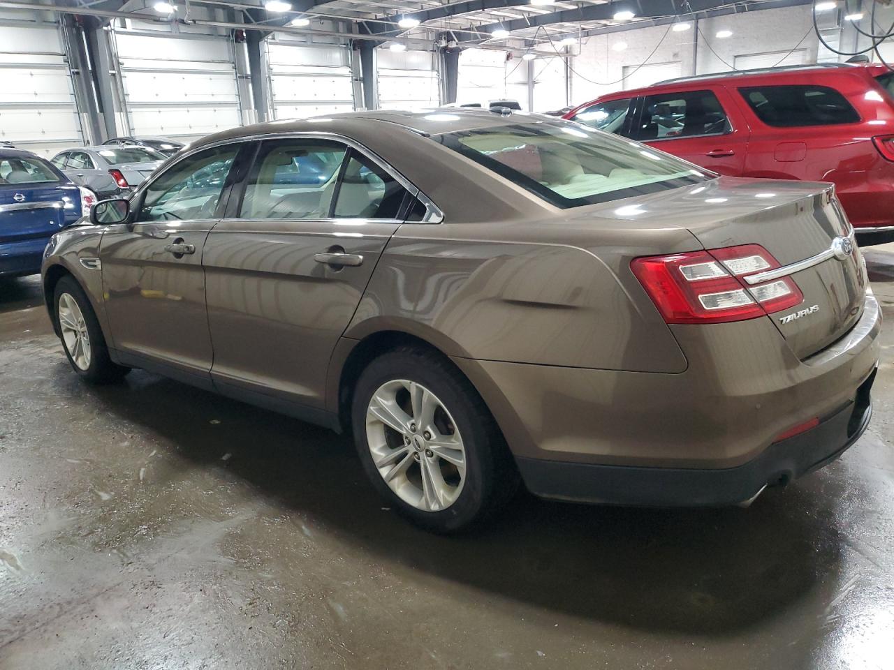 2015 Ford Taurus - Image 2