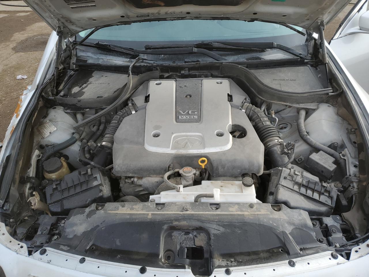 2009 Infiniti G - Image 11
