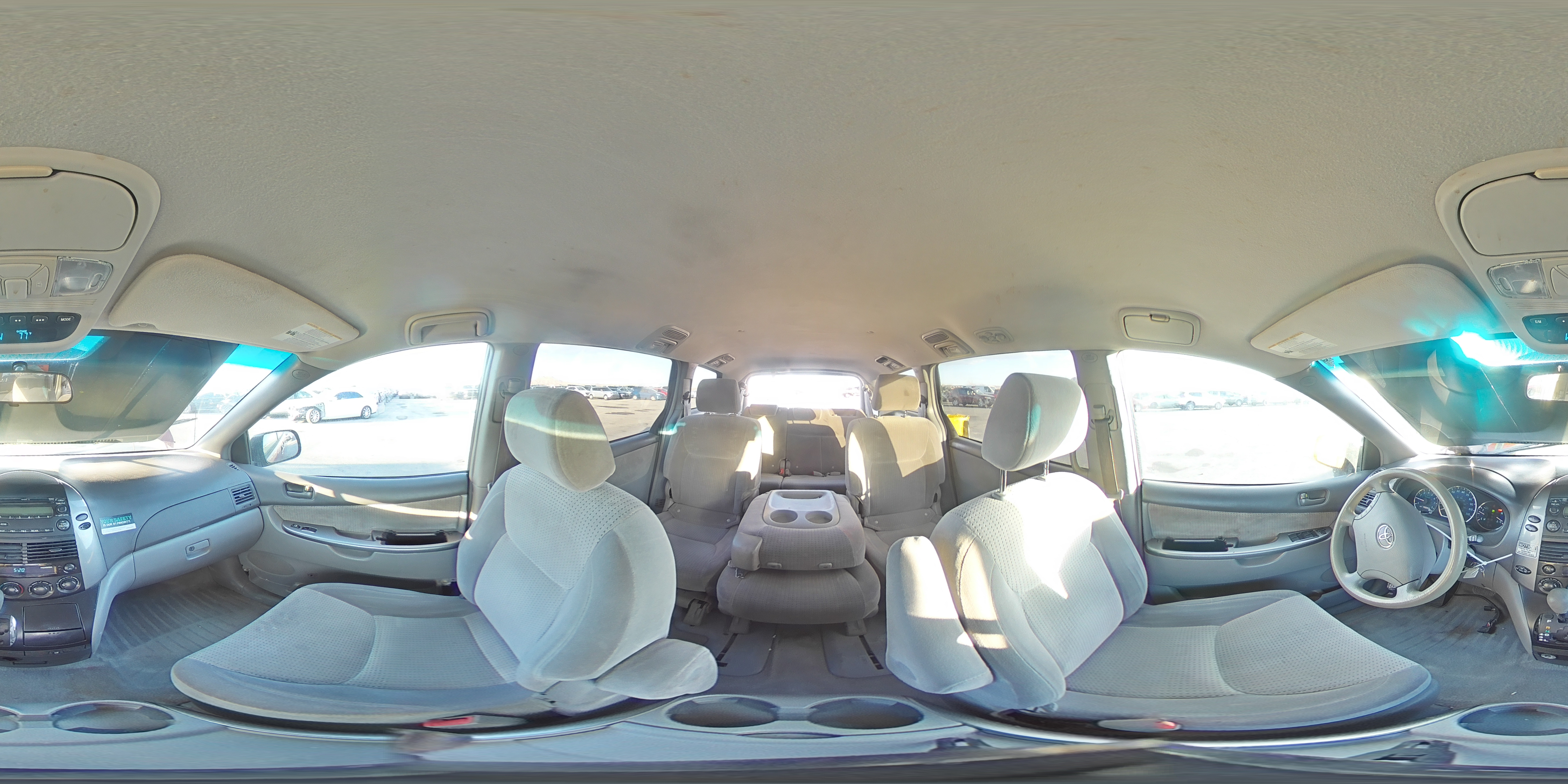 2007 Toyota Sienna - Image 13