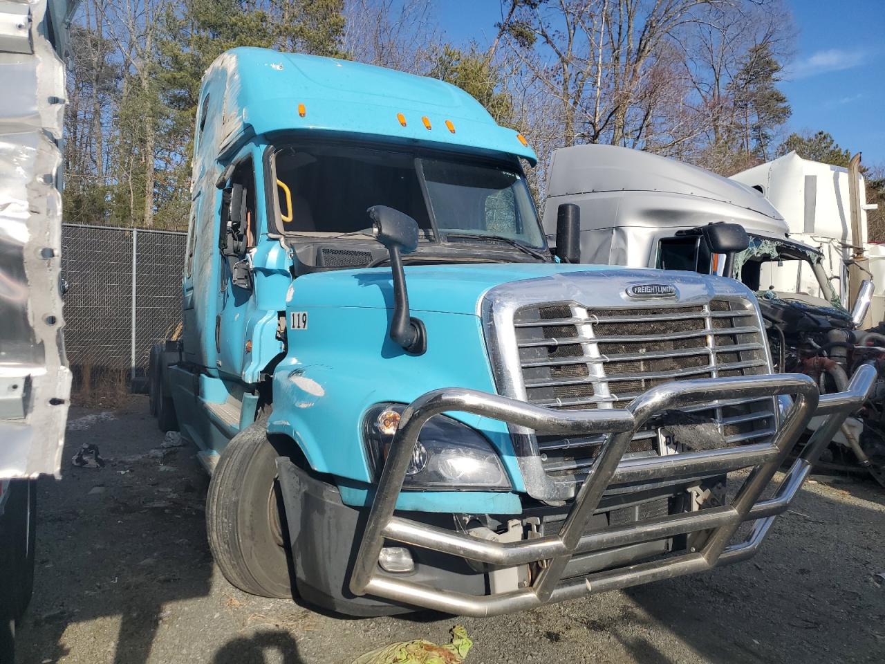 2015 Freightliner Cascadia Semi Truck zu verkaufen in Waldorf, MD - Rollover