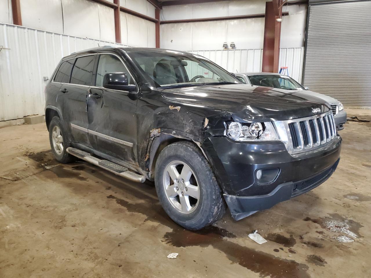 2011 Jeep Grand Cherokee - Image 4