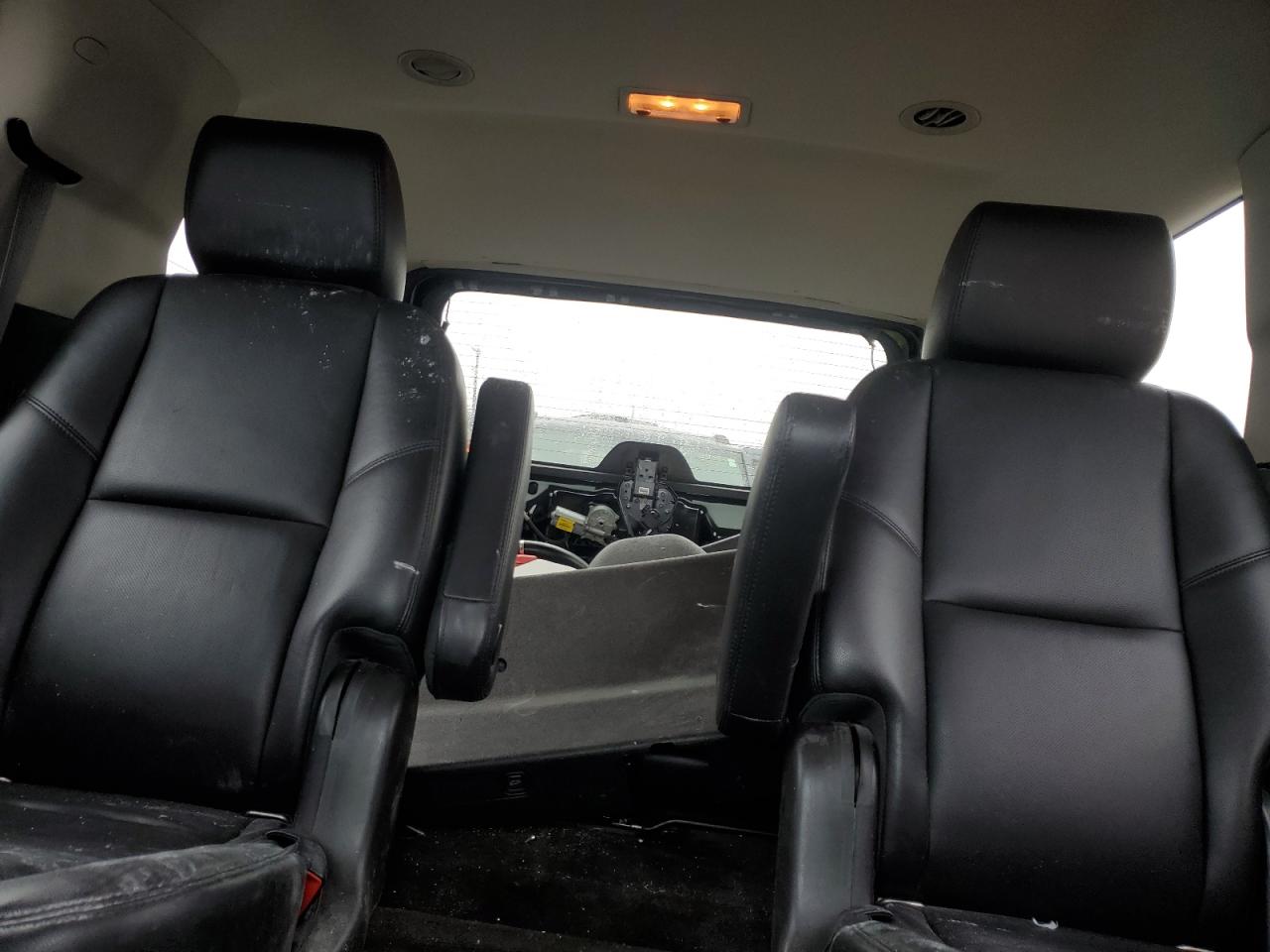 2012 Chevrolet Tahoe - Image 10