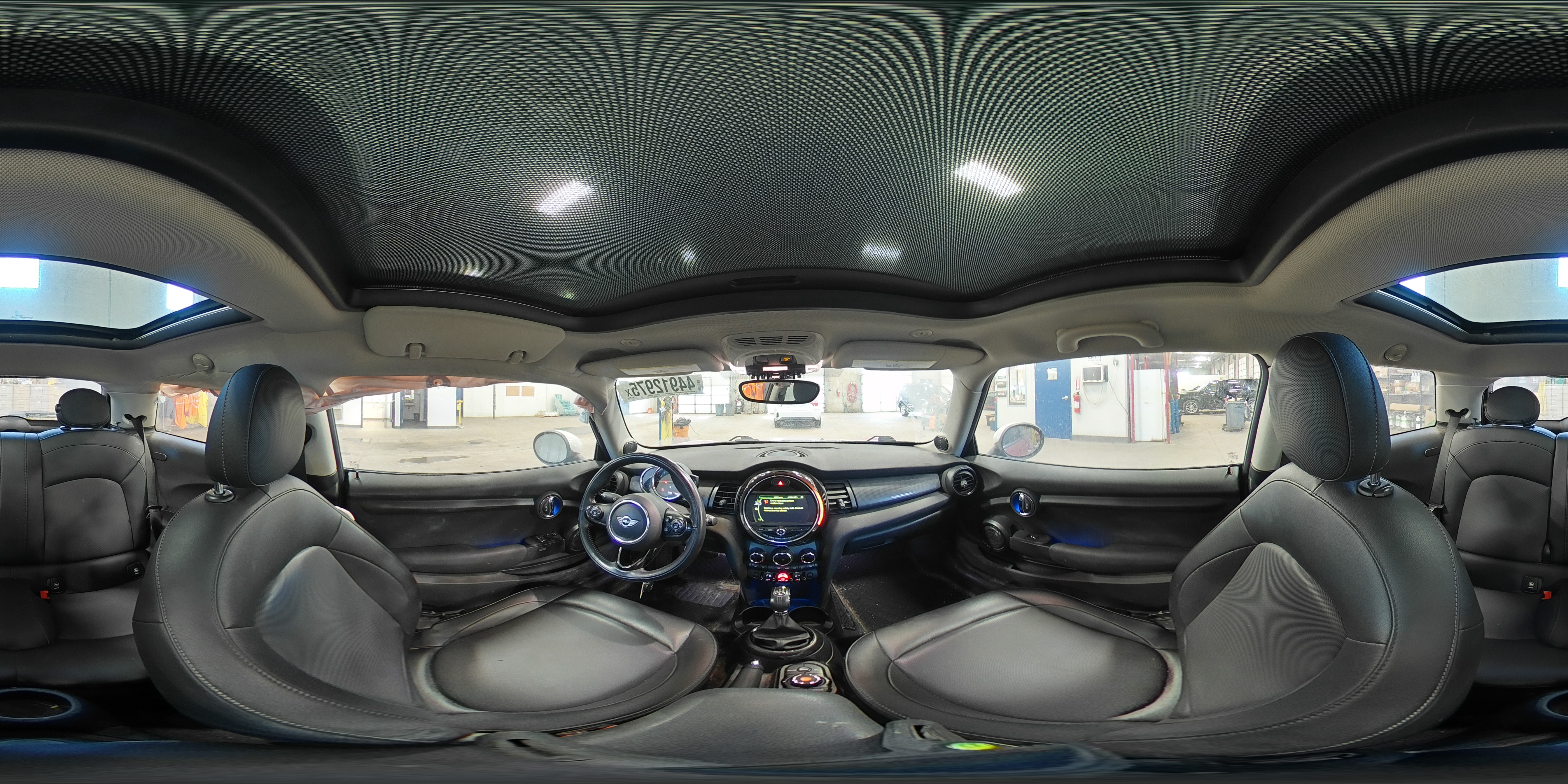2018 MINI Cooper - Image 13