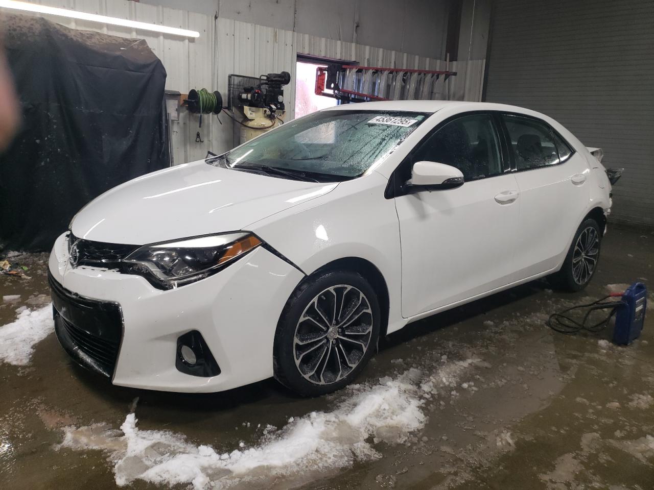 2015 Toyota Corolla - Image 1