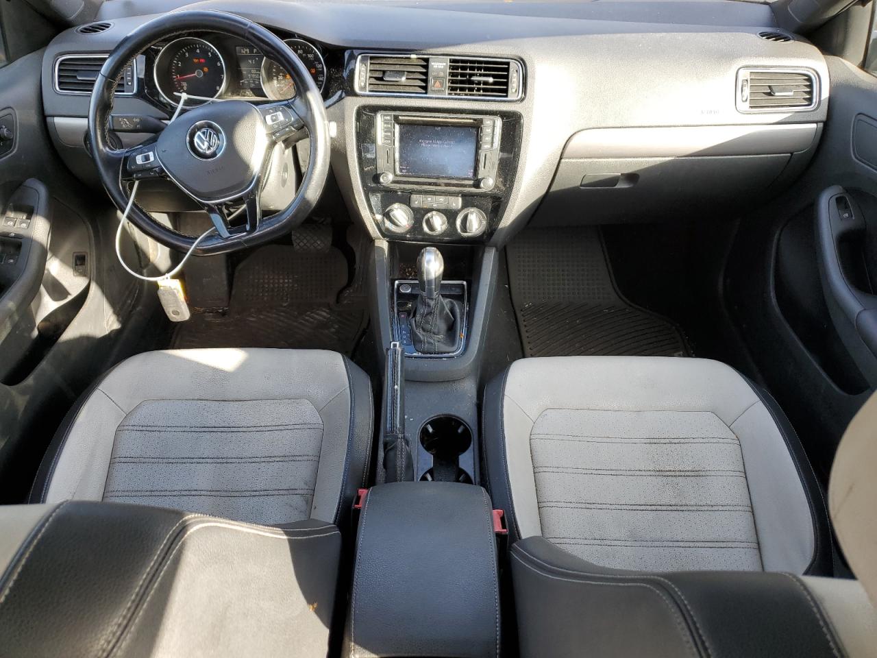 2016 Volkswagen Jetta - Image 8