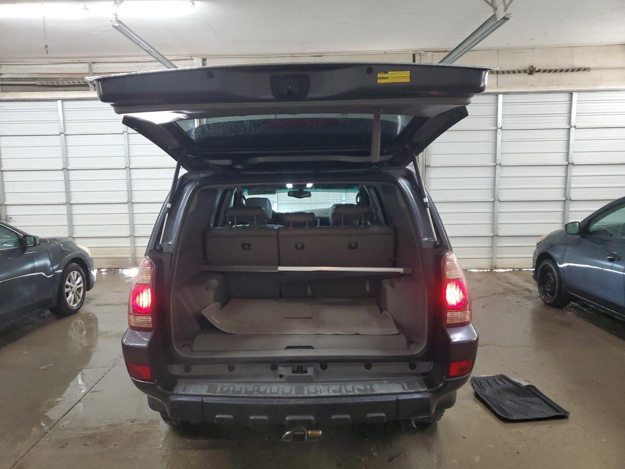 2005 Toyota 4Runner - Image 6
