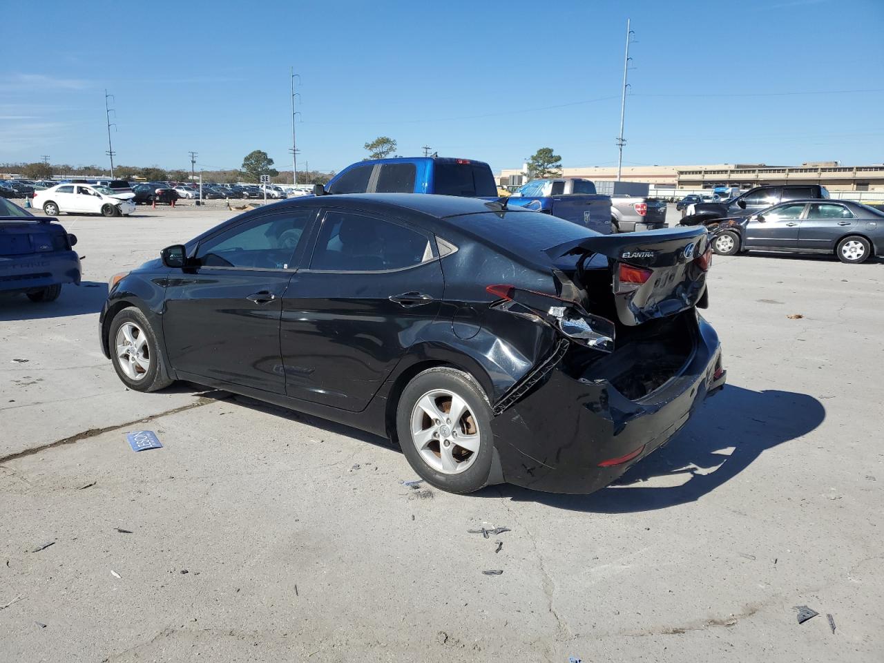 2014 Hyundai Elantra - Image 2