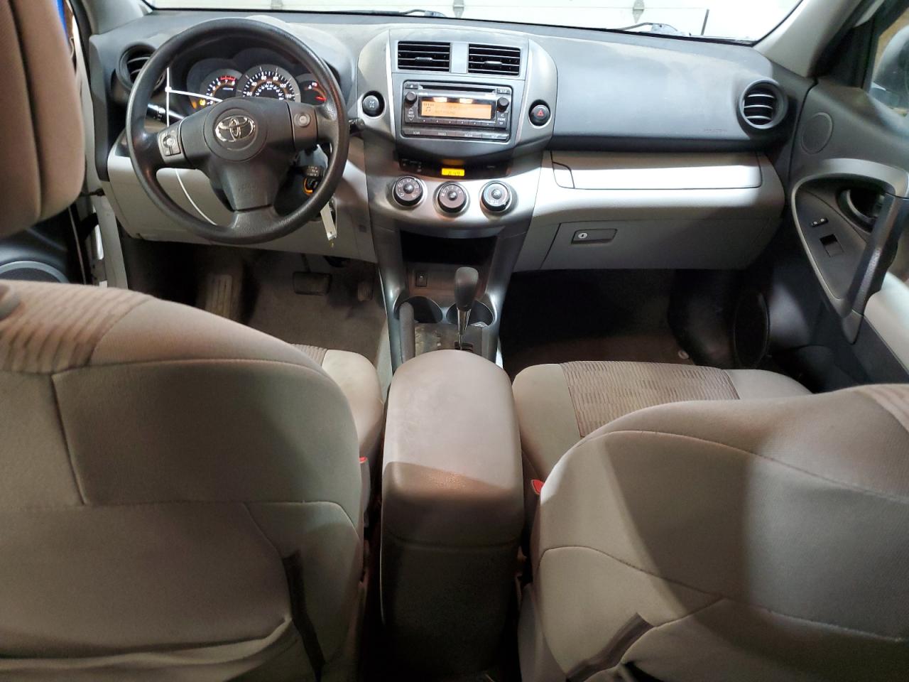 2012 Toyota RAV 4 - Image 8