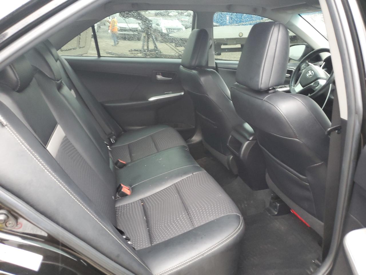 2014 Toyota Camry - Image 10