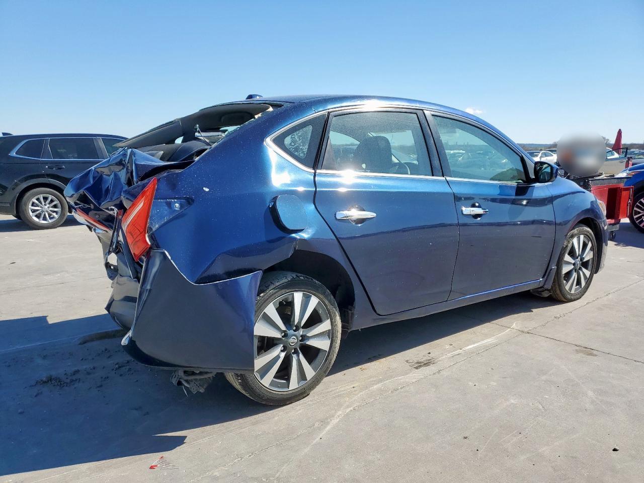 2019 Nissan Sentra - Image 3