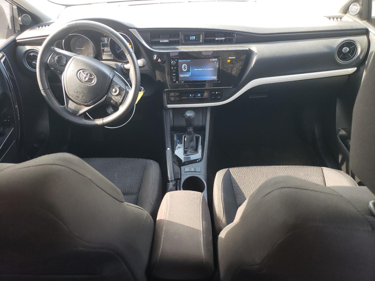 2018 Toyota Corolla - Image 8