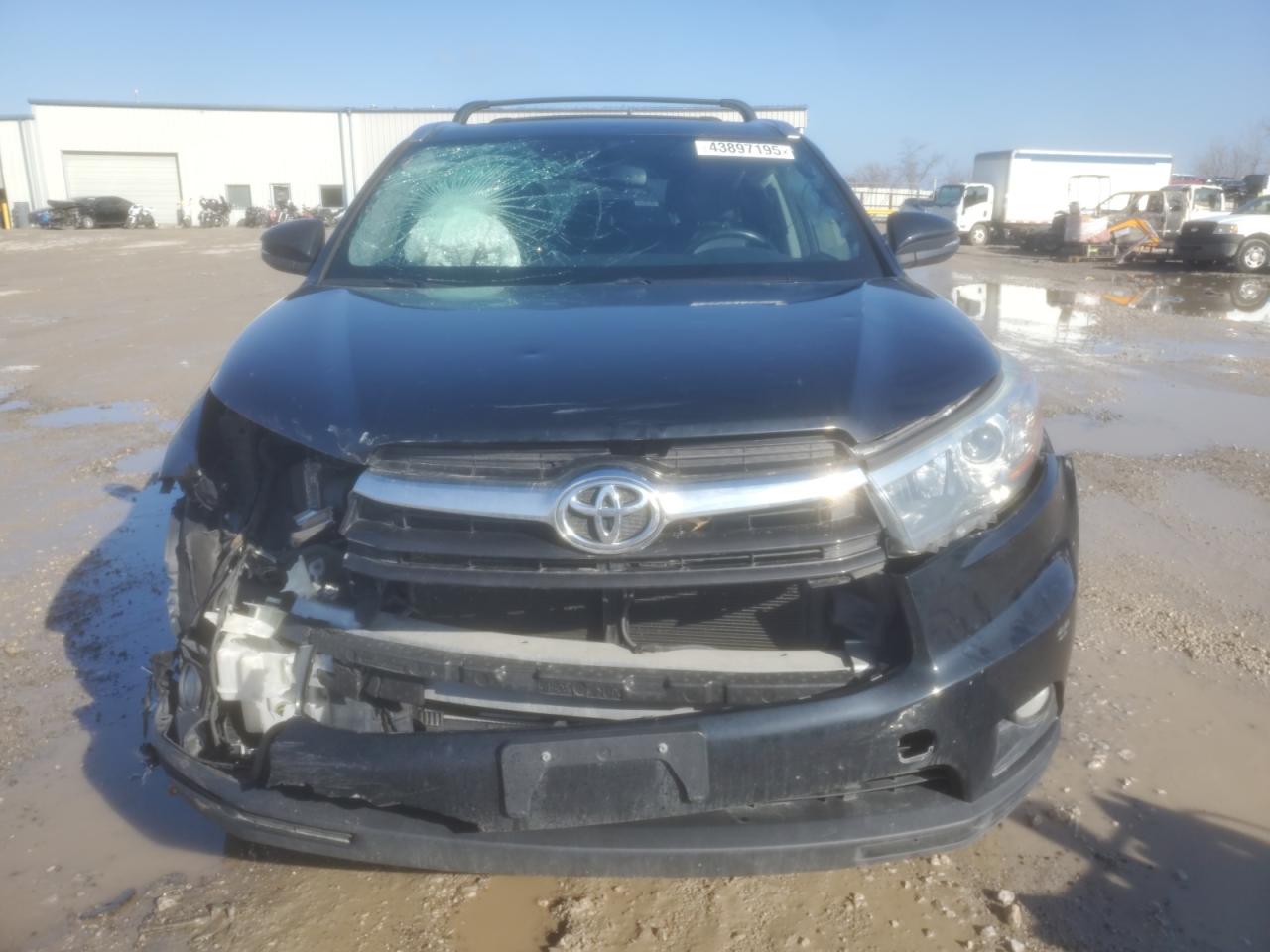 2015 Toyota Highlander - Image 5
