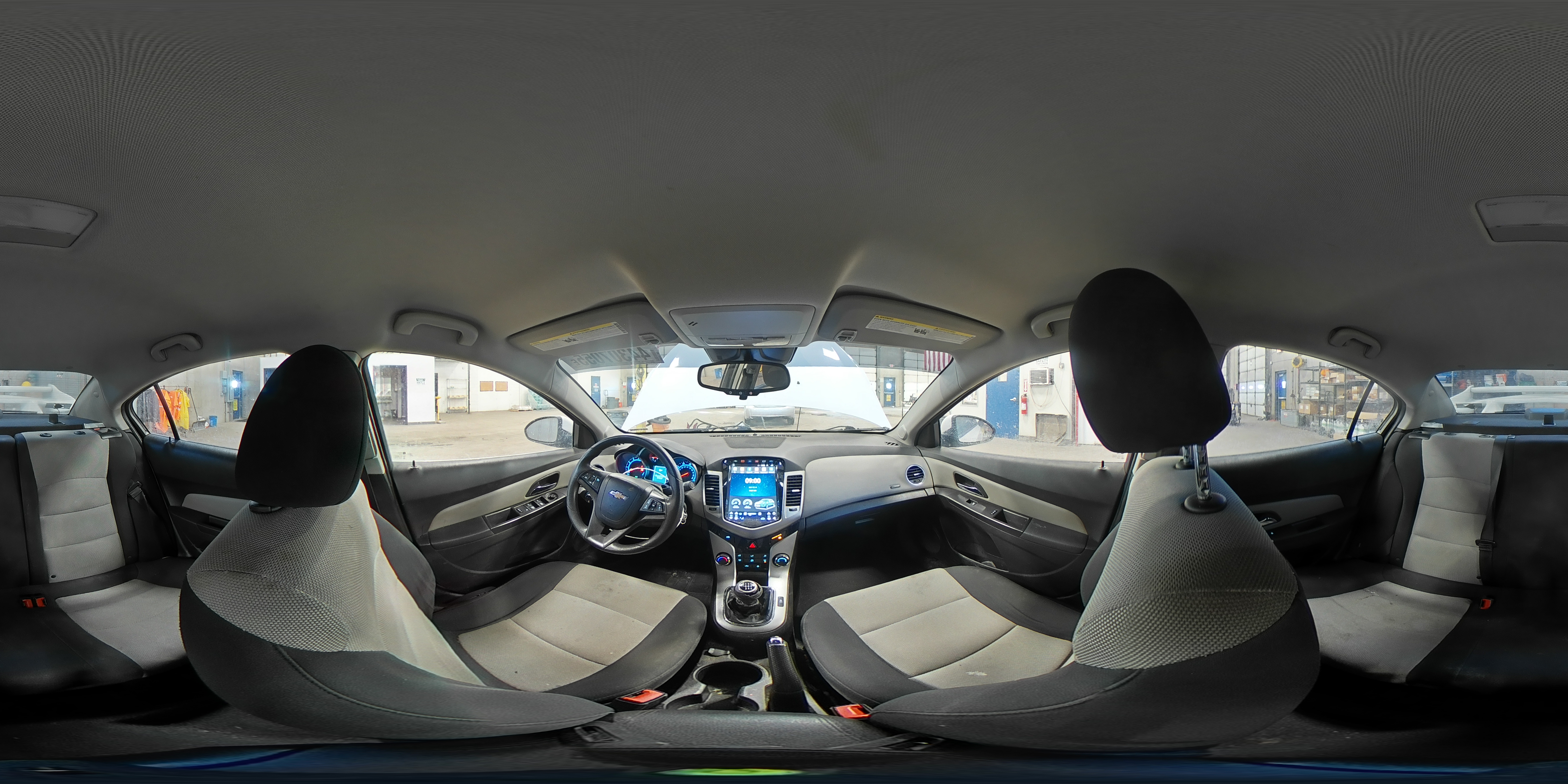 2015 Chevrolet Cruze - Image 13