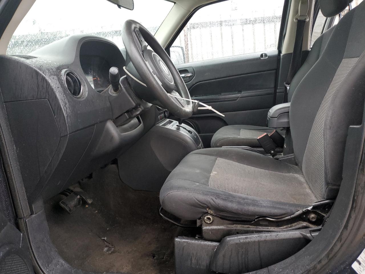 2014 Jeep Liberty (Patriot) - Image 7