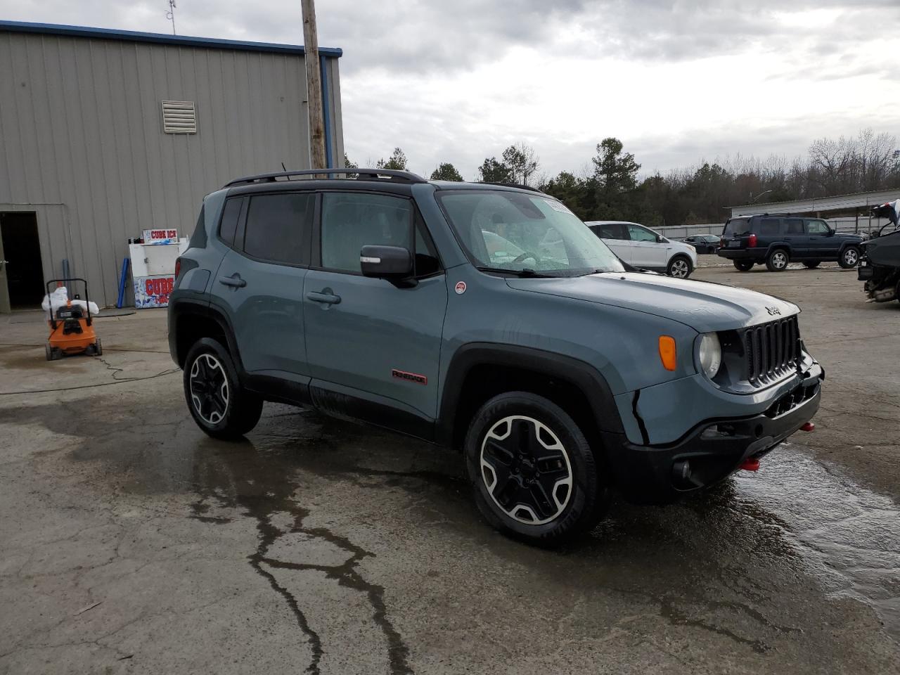 2015 Jeep Renegade - Image 4