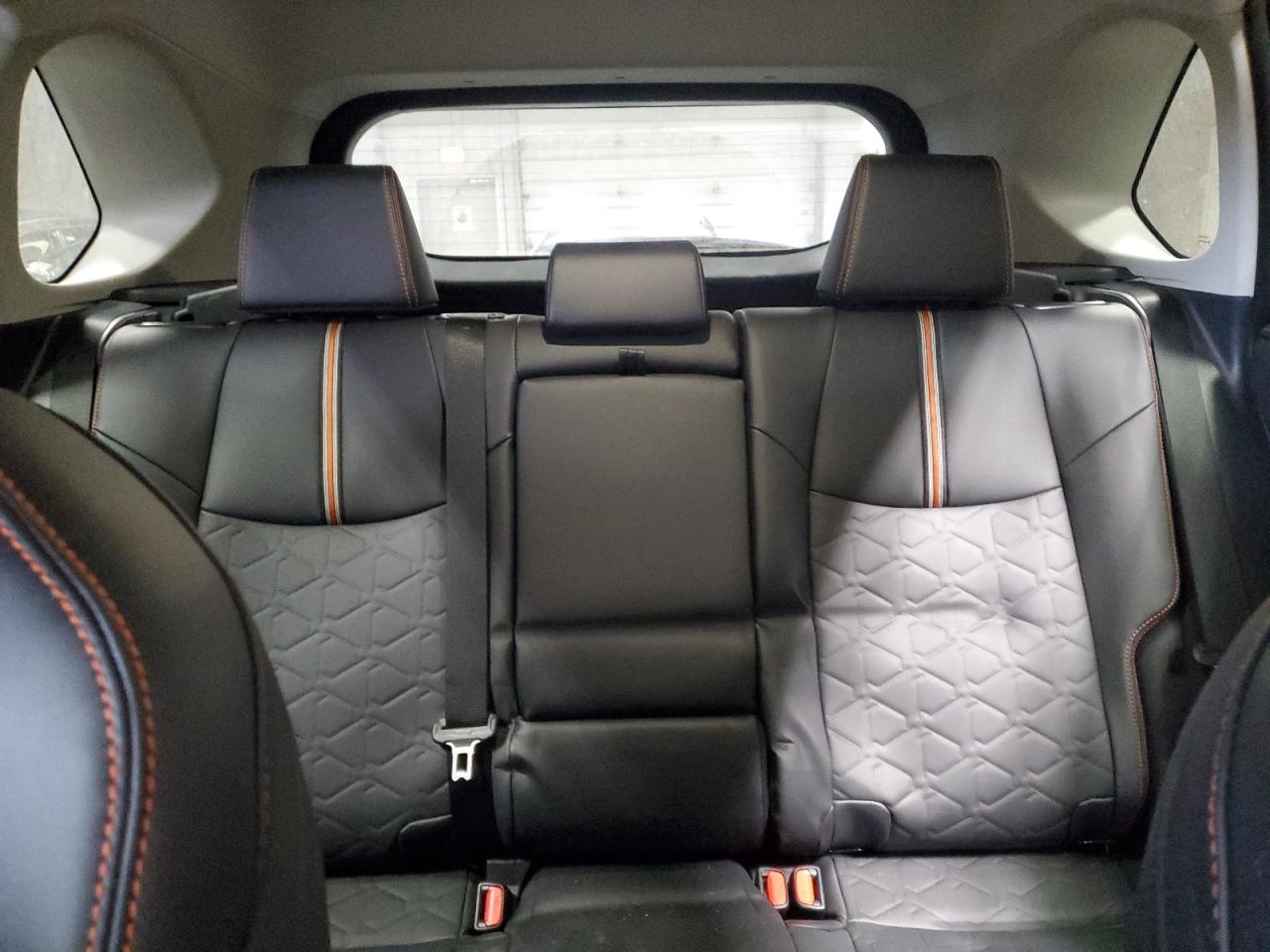 2024 Toyota RAV 4 - Image 10