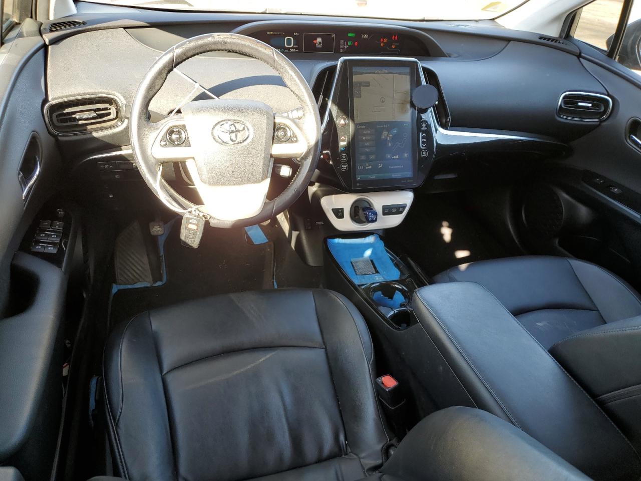 2017 Toyota Prius - Image 8