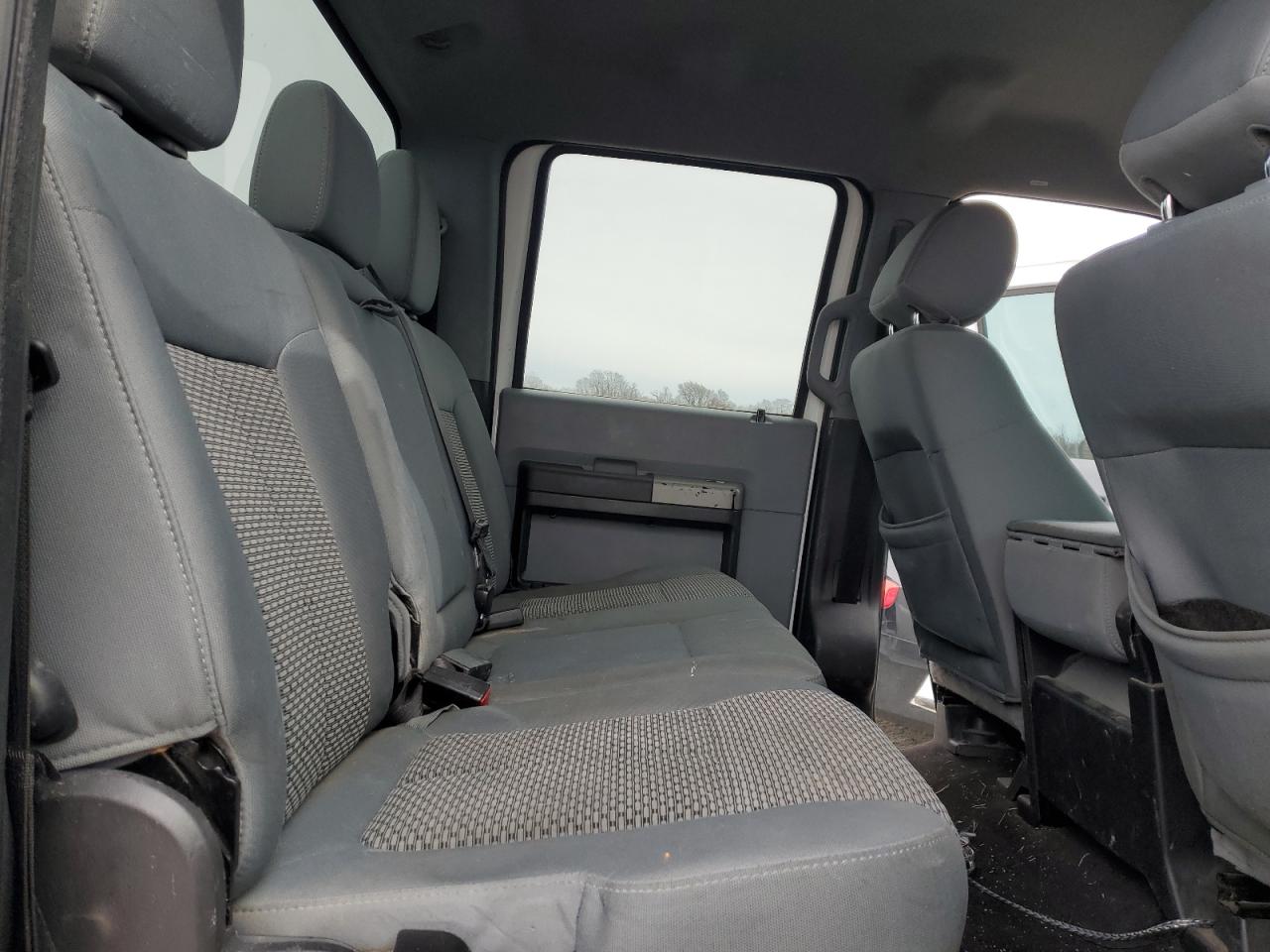 2015 Ford F250 - Image 10