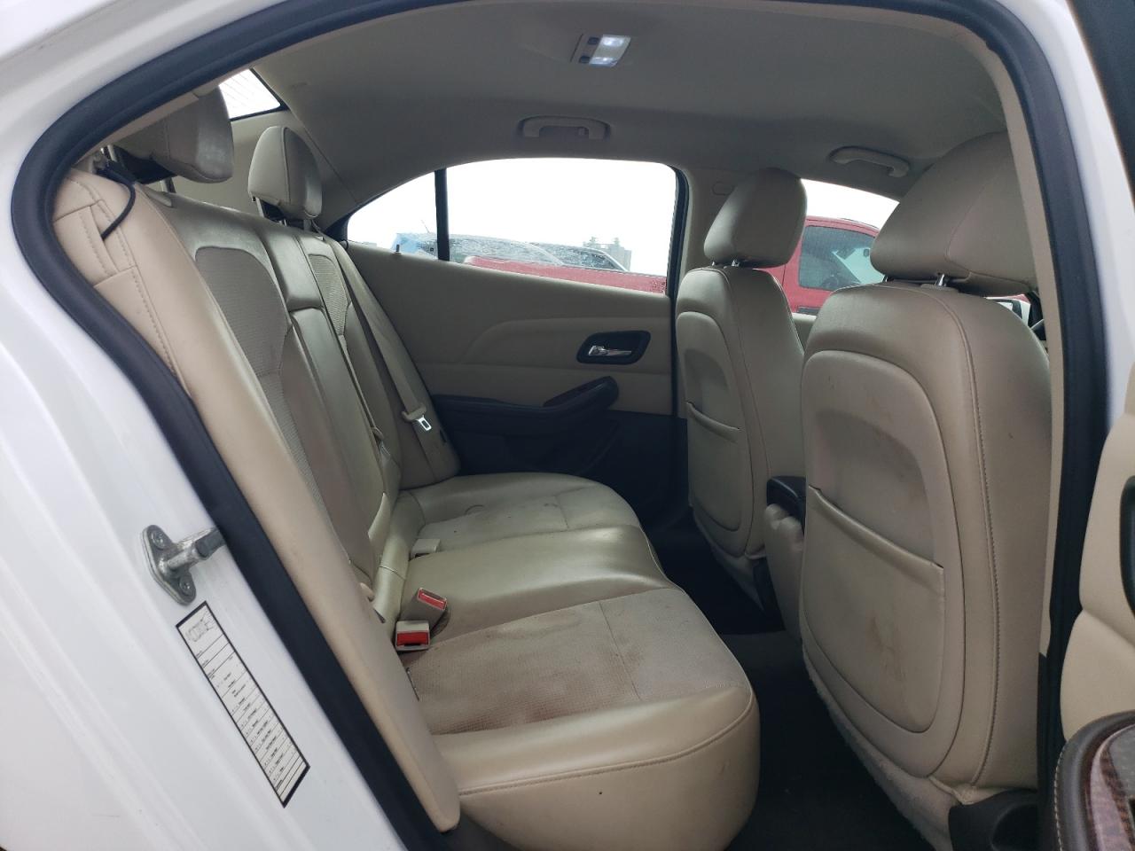 2013 Chevrolet Malibu - Image 10